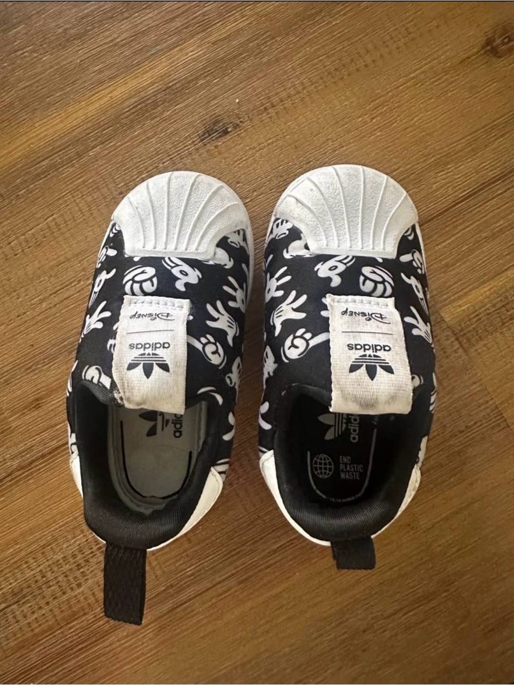adidas Kids Black & White Shell-Toe Slip-On Sneakers Mickey Mouse